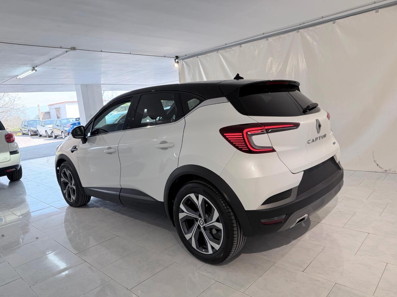 Renault Captur FULL HYBRID RS-LINE 145CV