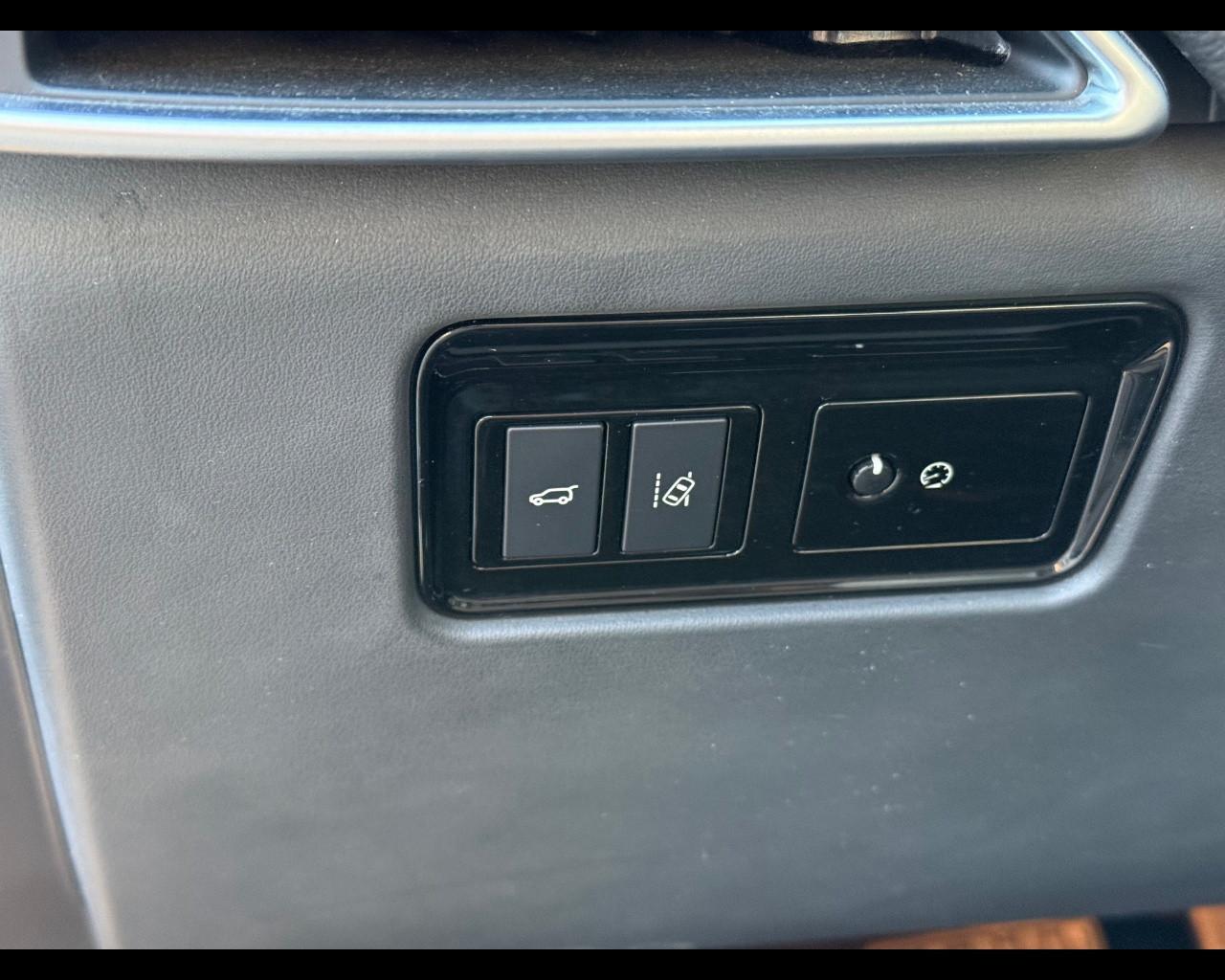 JAGUAR F-Pace (X761) - F-Pace 2.0 D 180 CV aut. Pure