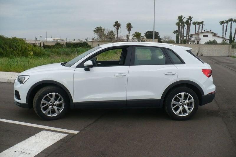 Audi Q3 2.0 35 TDI S Tronic Business Advanced