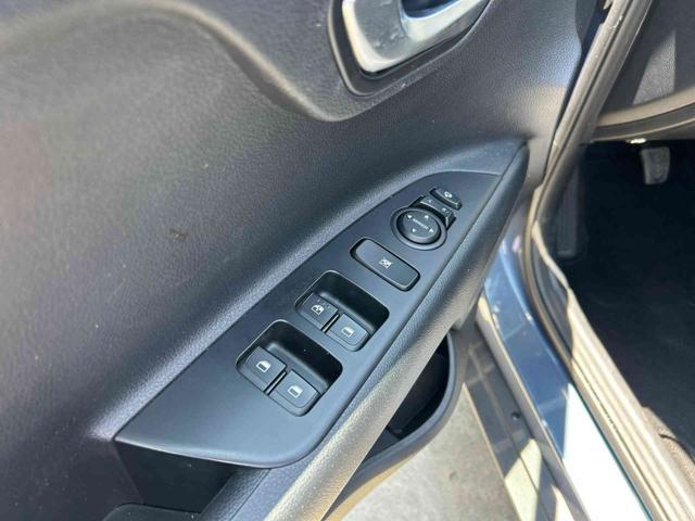 KIA Stonic 1.0 T-GDI MILD HYBRID 100 STYLE