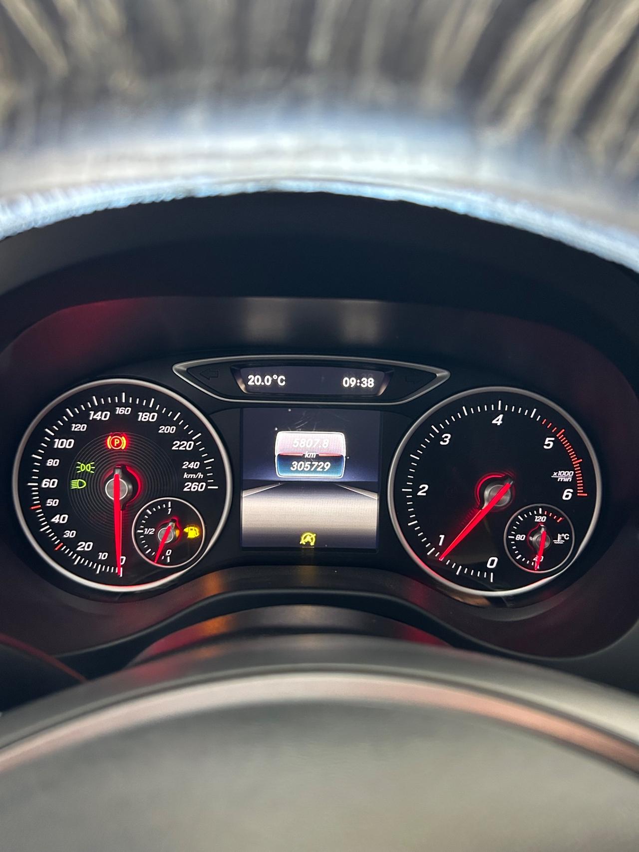 Mercedes-benz A 180 160 d Premium