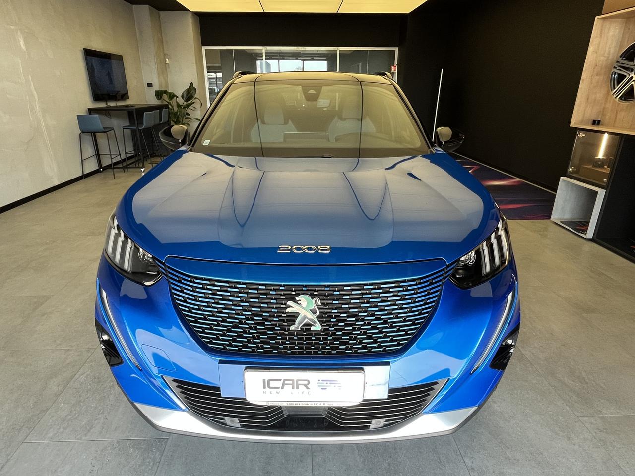 PEUGEOT e-2008 GT 100kW