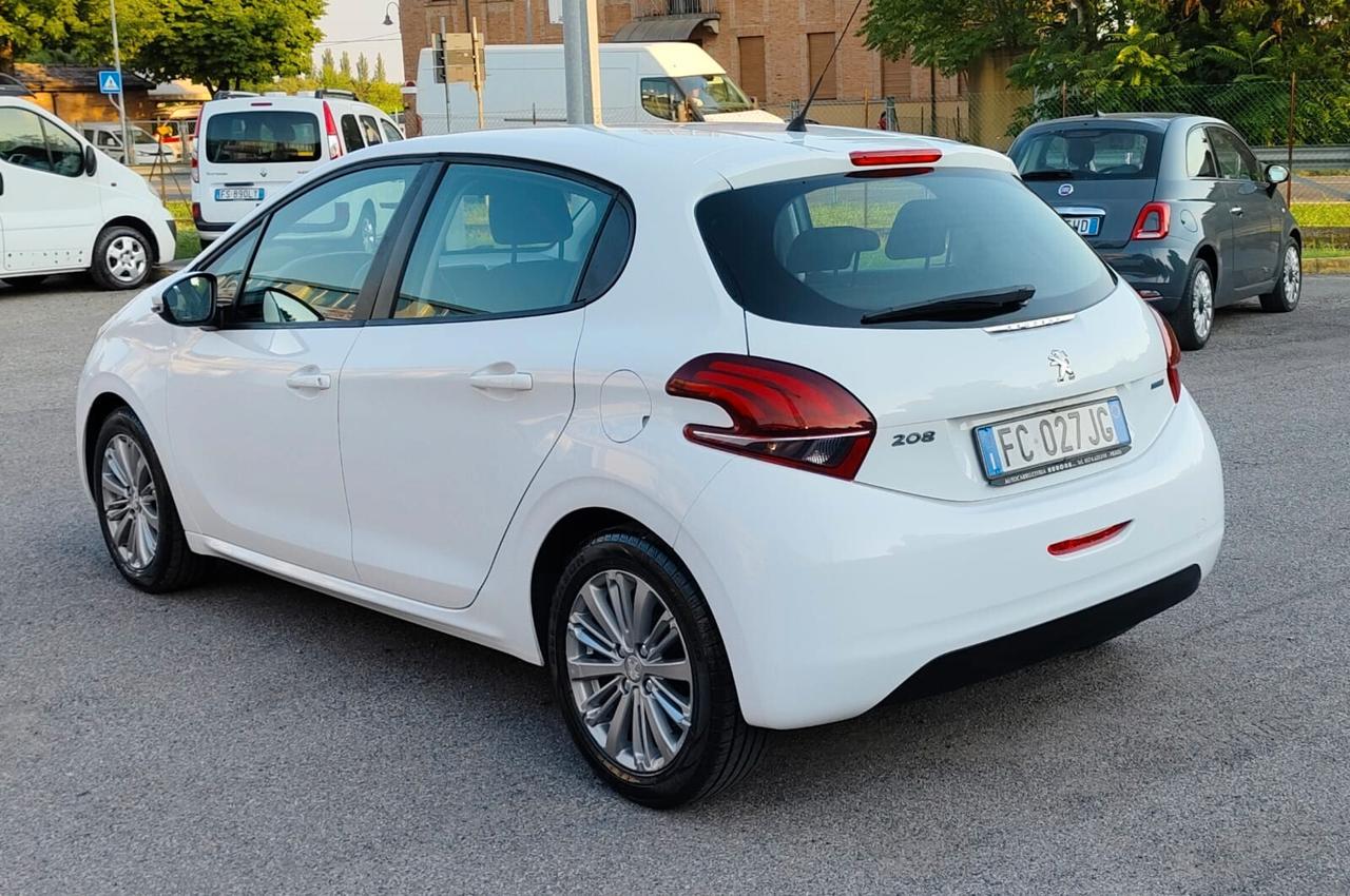 Peugeot 208 PureTech 82 5 porte Access