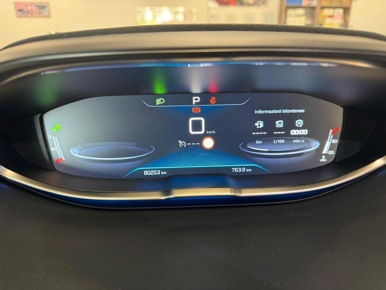 Peugeot 3008 PURETECH TURBO 130 EAT6 ALLURE 2017
