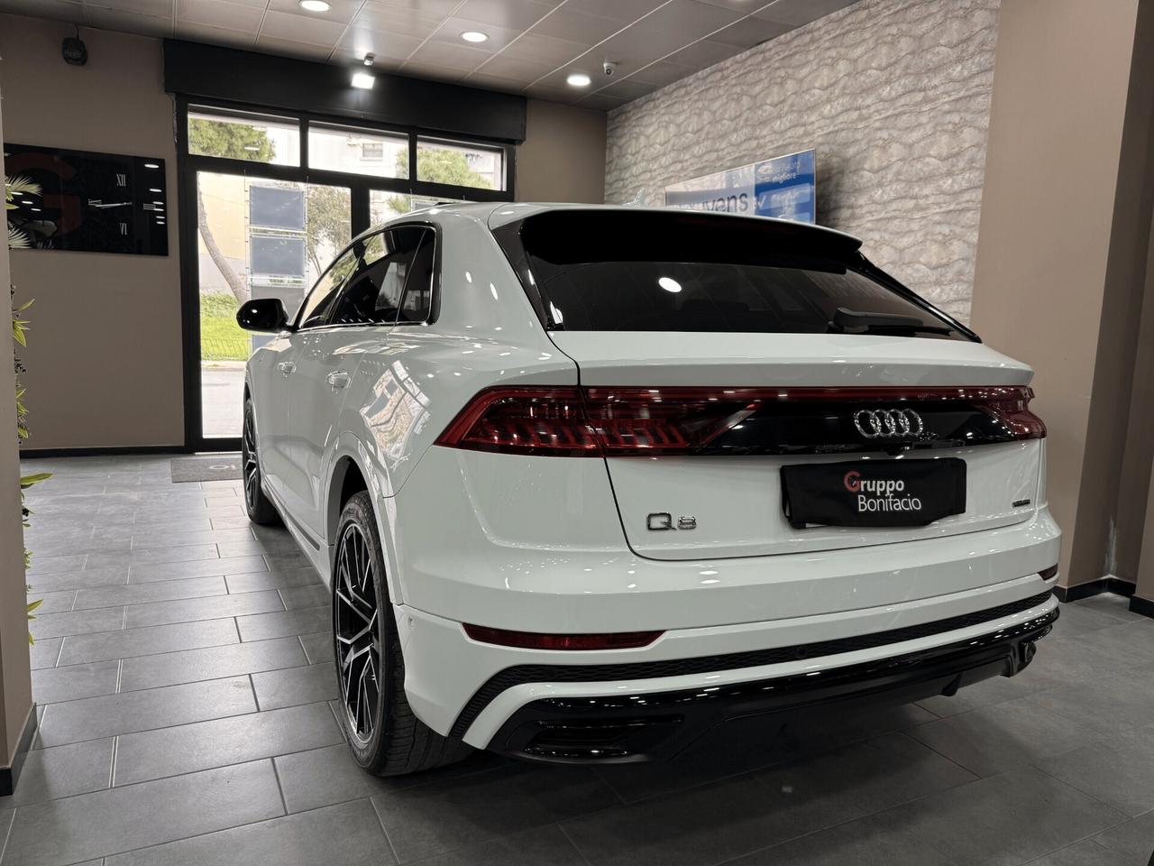 Audi Q8 50 TDI 286 CV quattro tiptronic Sport