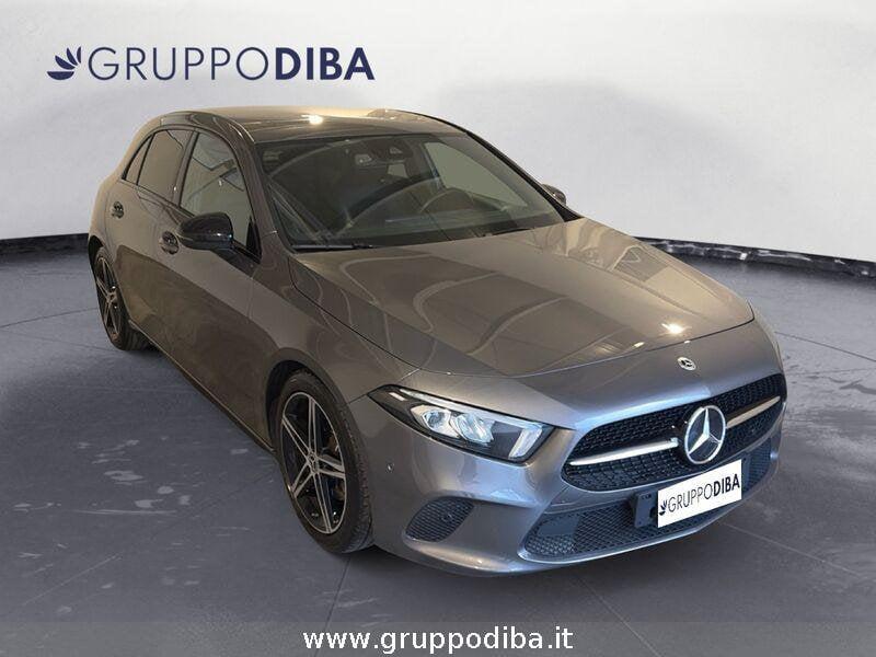 Mercedes-Benz Classe A - W177 2018 Diesel A 180 d Premium auto