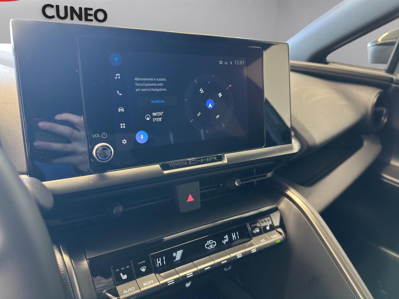 Toyota C-HR 2.0 phev Trend eco fwd e-cvt