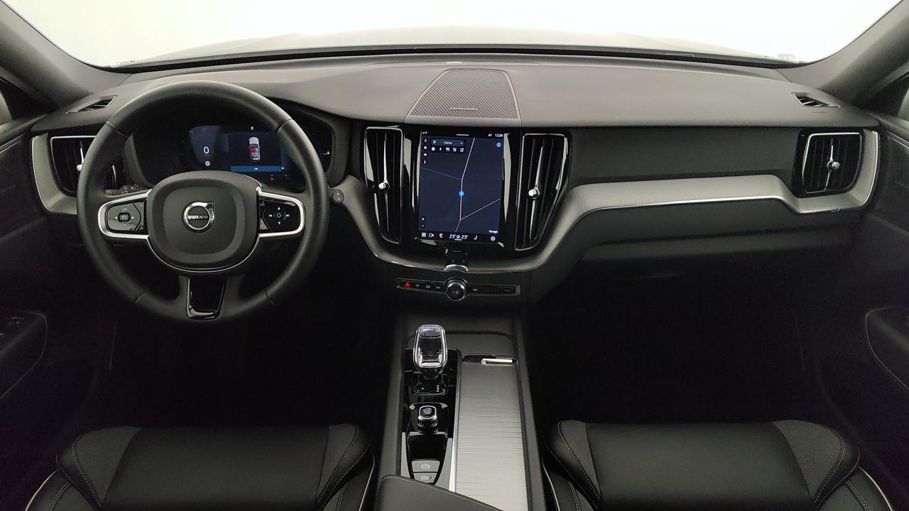 VOLVO XC60 2.0 t6 phev Ultra Dark awd auto