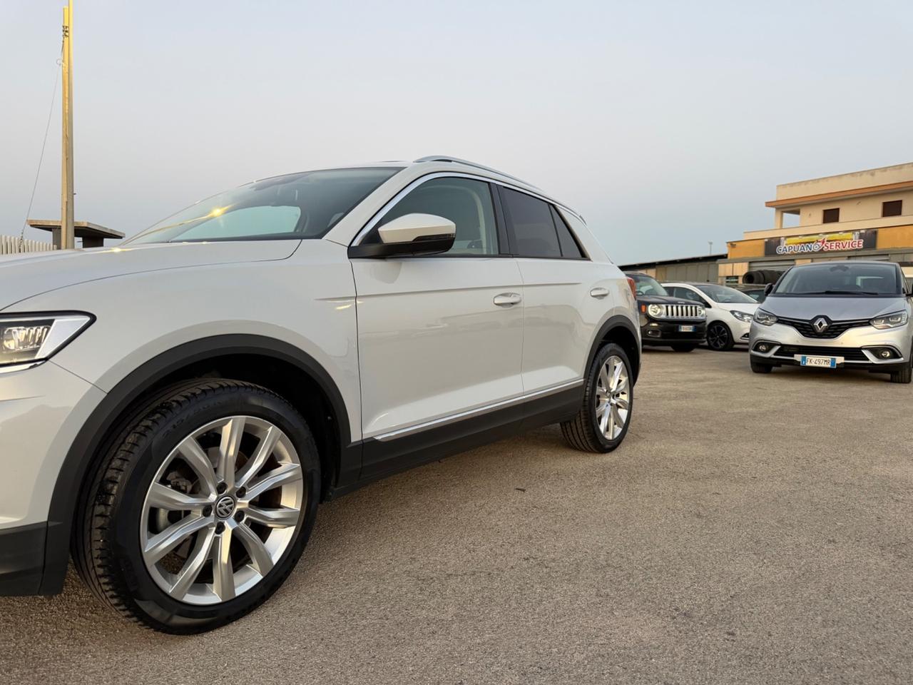 VOLKSWAGEN T-ROC 2.0 TDI 150 DSG 4MOTION TETTO