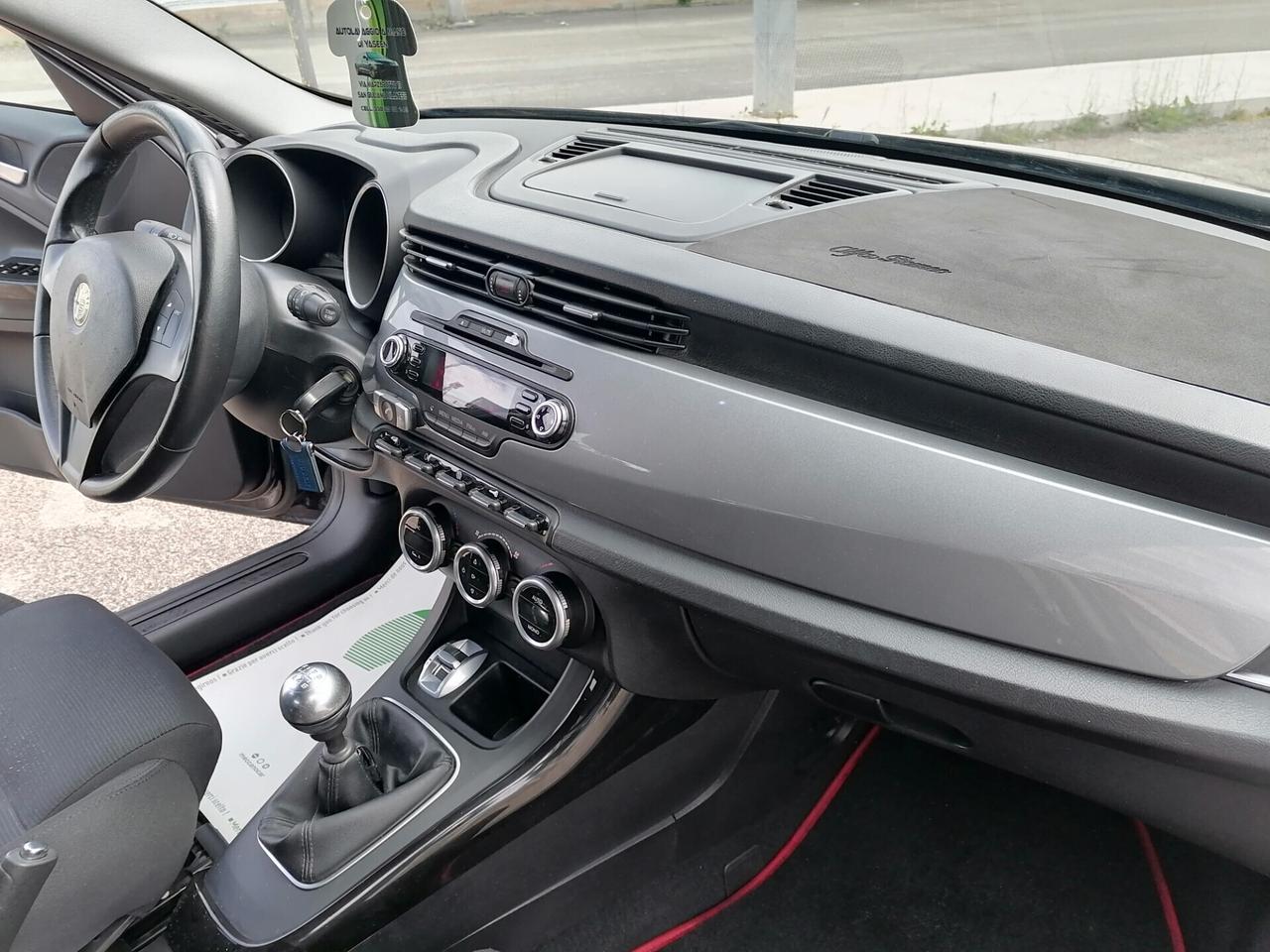 Alfa Romeo Giulietta 1.6 JTDm-2 105 CV Distinctive