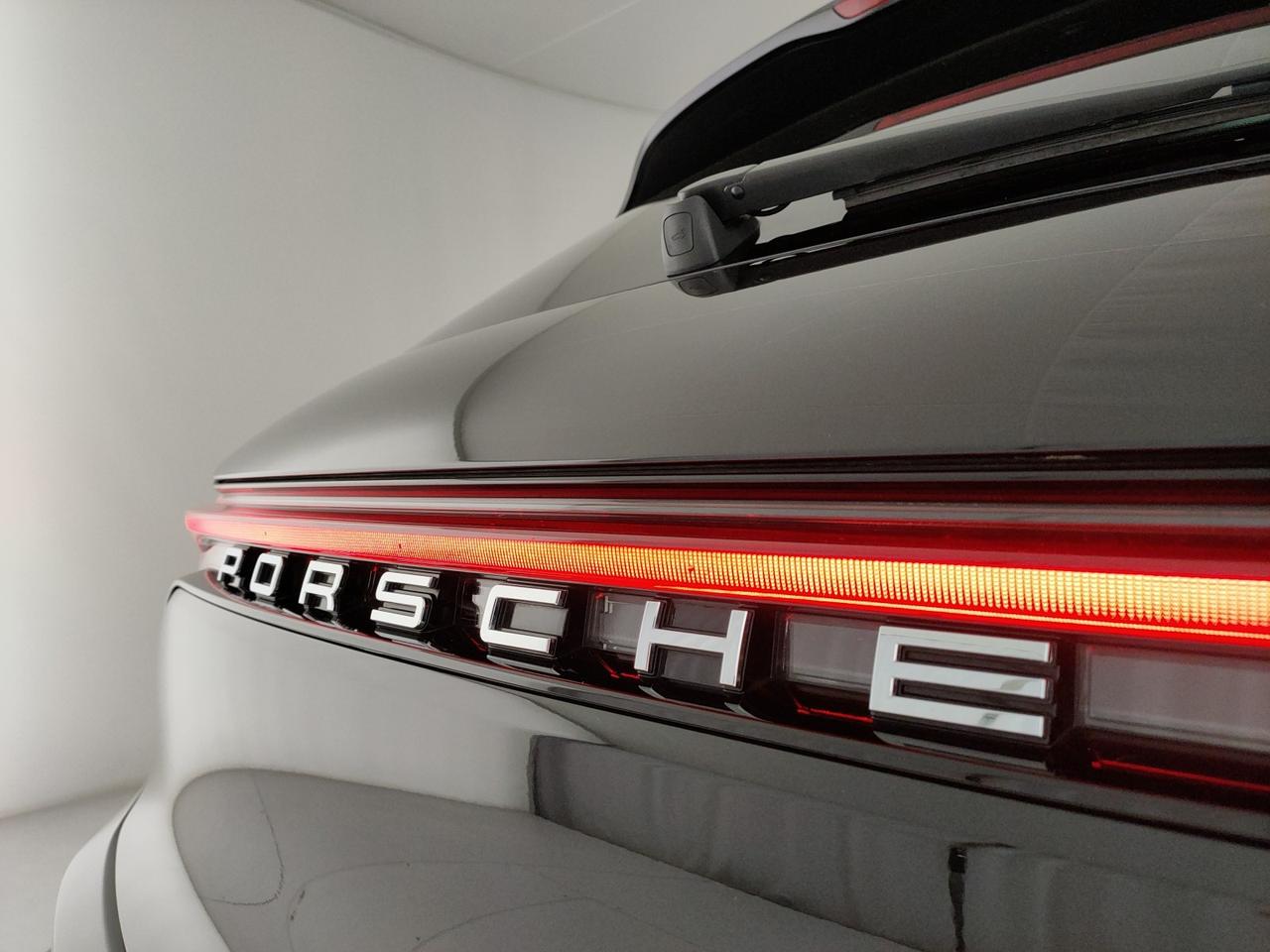 Porsche Macan 2.0 265cv pdk