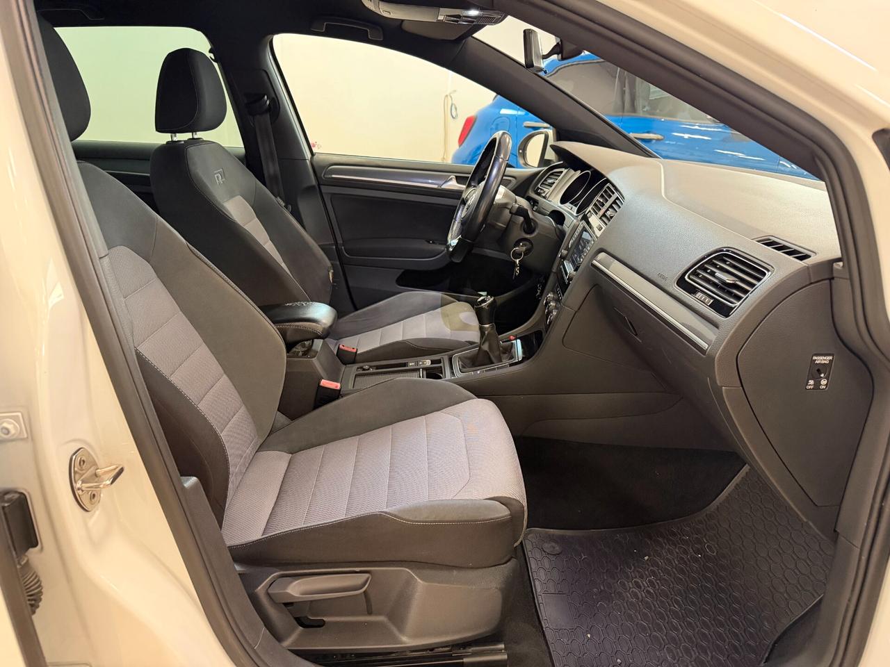 Volkswagen Golf 1.6 TDI 110 CV R-Line Sport Edition