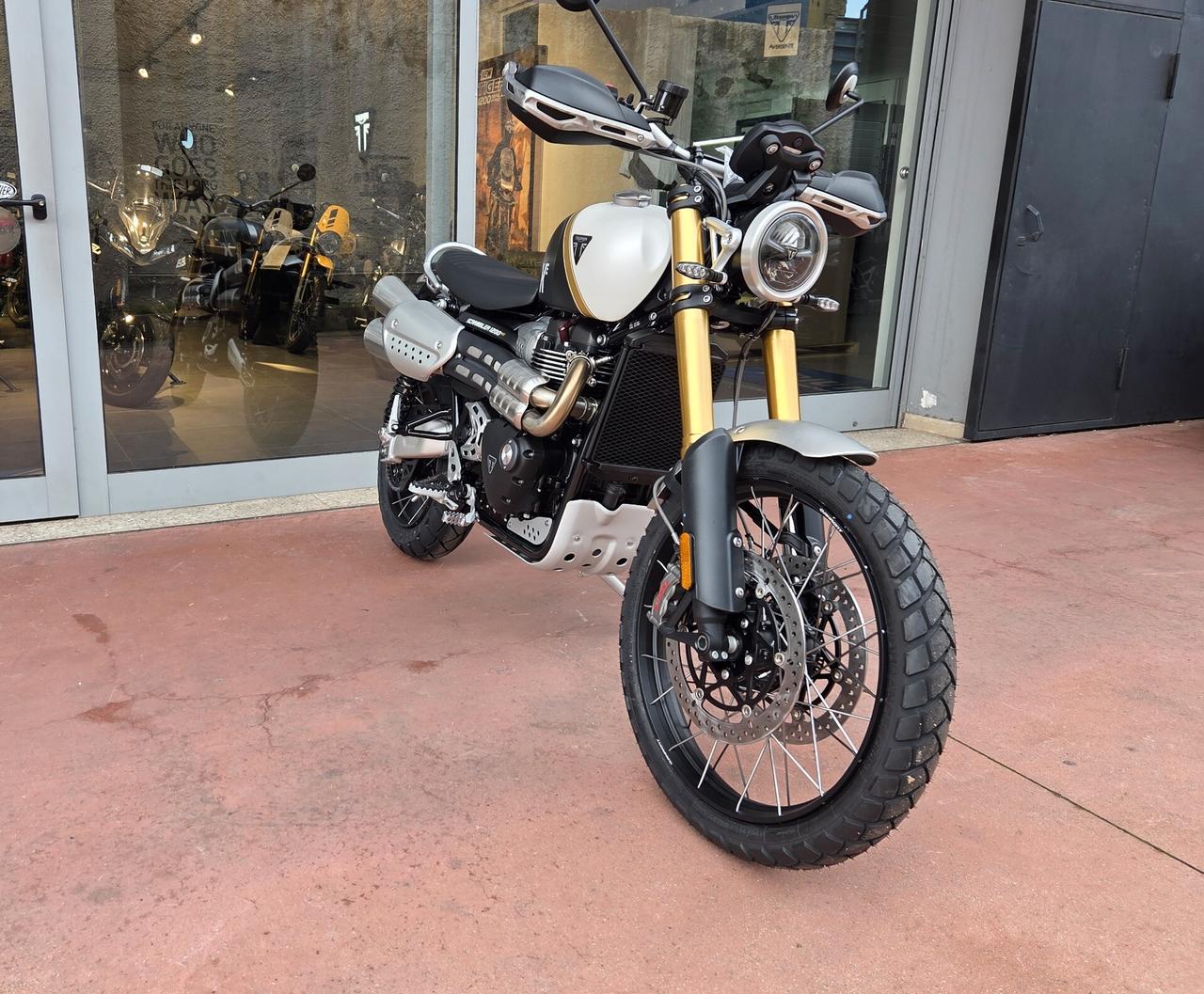 Triumph Scrambler 1200 XE