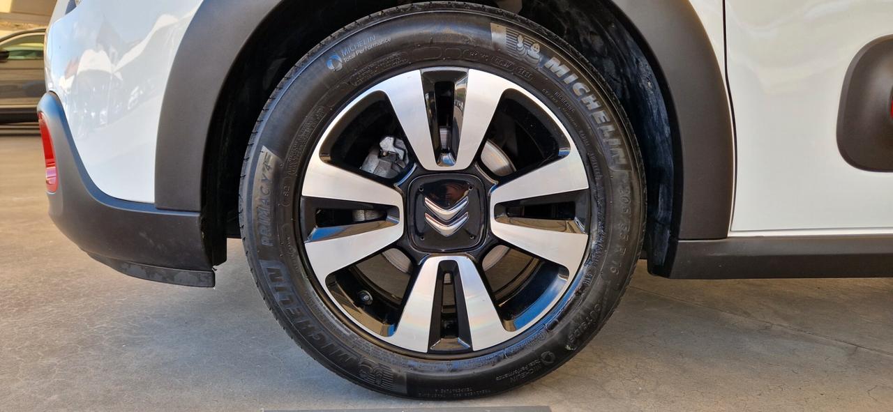 Citroen C3 PureTech 83cv Shine Up Town
