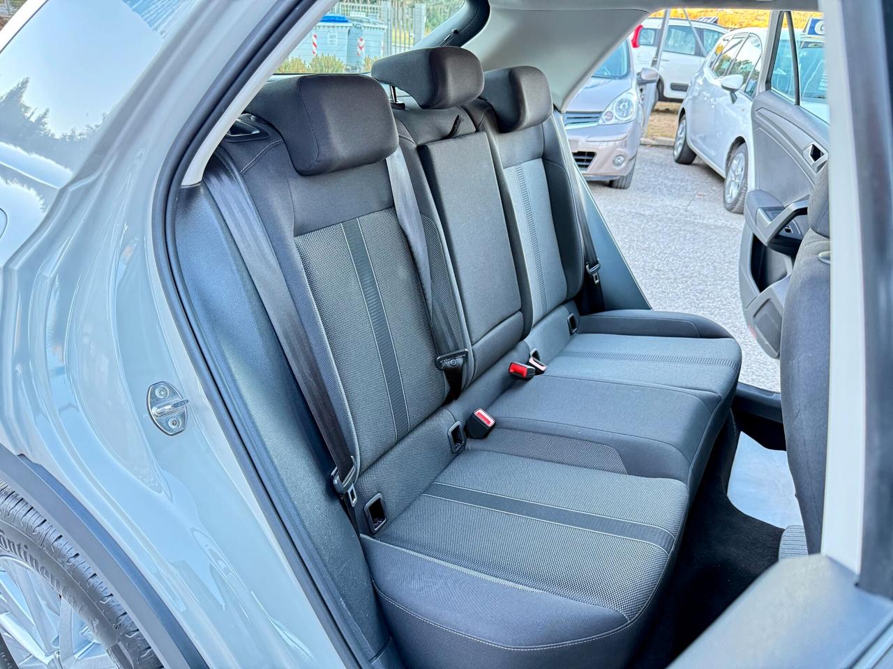 " DA VETRINA " Volkswagen T-Roc 2.0 TDI SCR Style