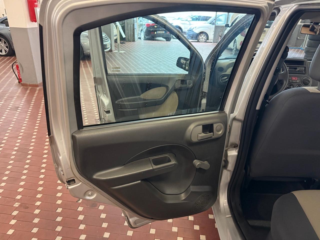 Fiat Panda 1.2 Alessi - IDEALE PER NEOPATENTATI