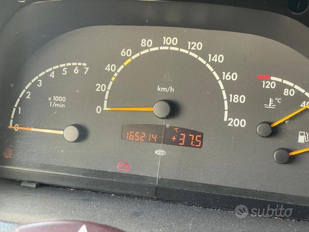 MERCEDES Classe V (W638) - 2001