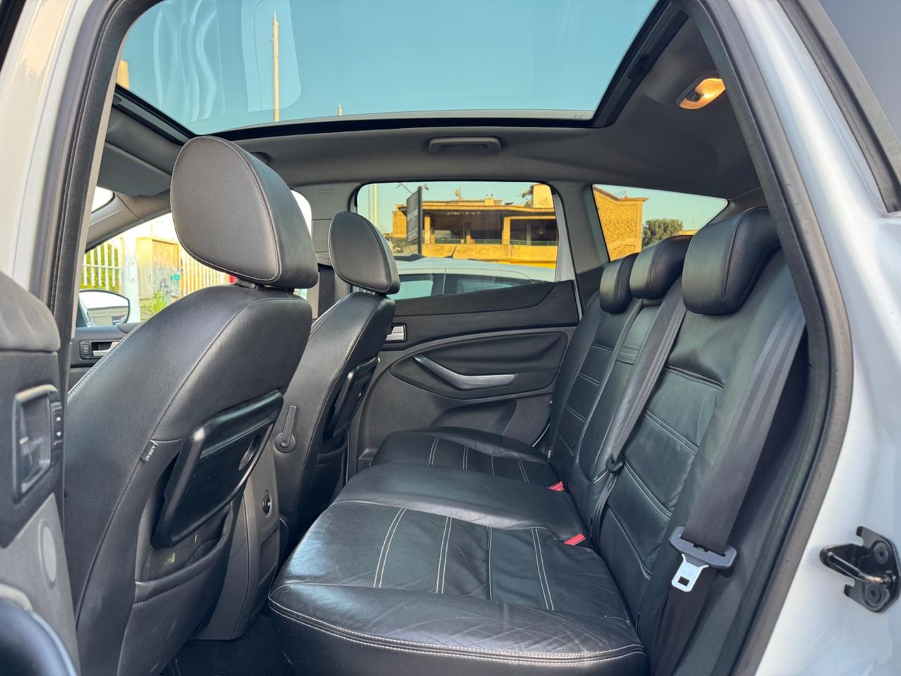 Ford Kuga 2.0 TDCi 136 CV 4WD Titanium TETTO PELLE