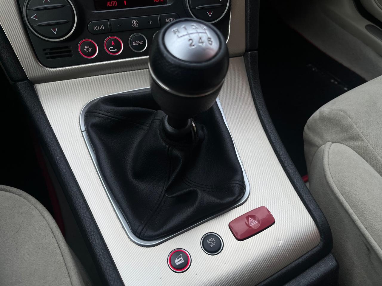 Alfa Romeo 159 1.9 JTDm 16V EXCLUSIVE - FULL OPTIONAL