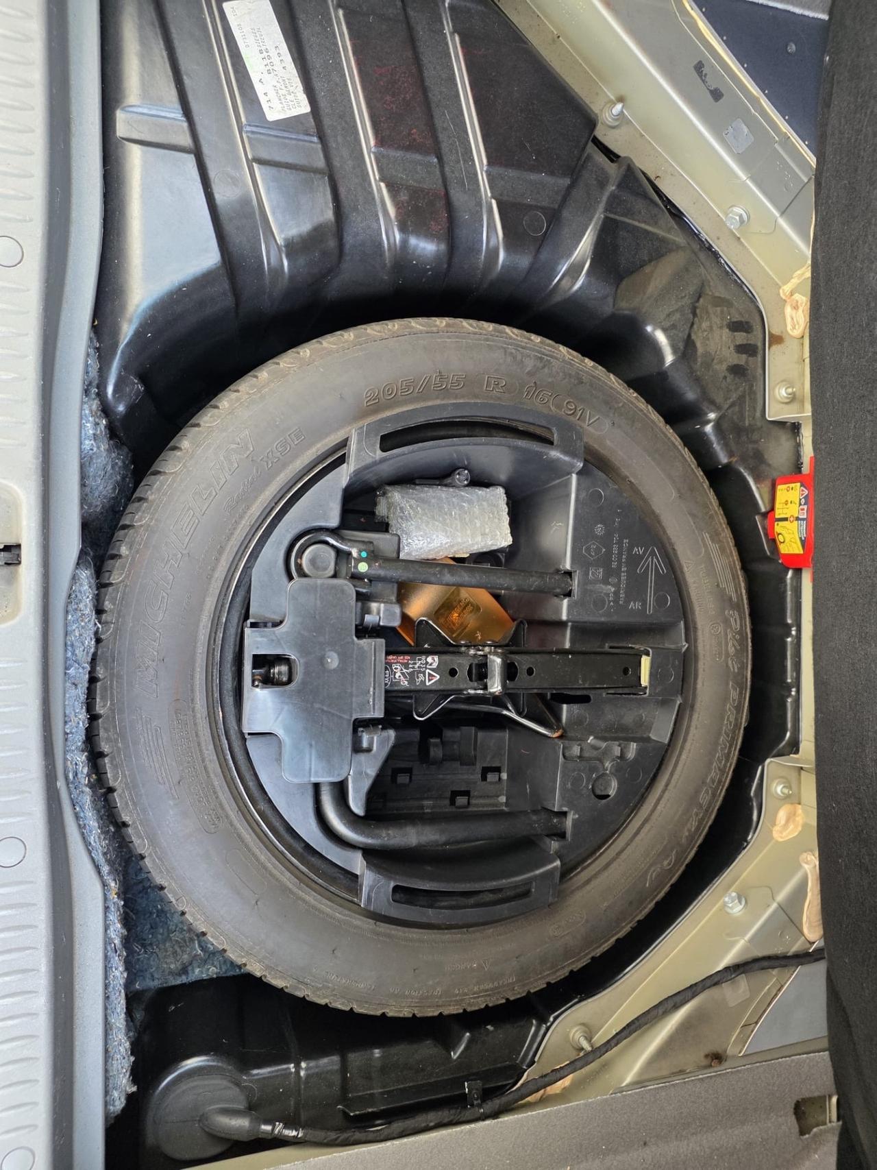 Renault Scenic 1.6 Benzina