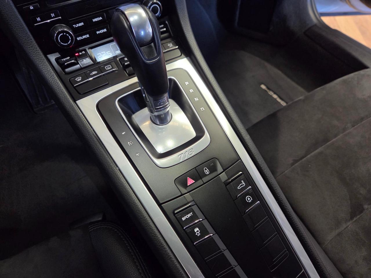 Porsche 718 Cayman 2.0 300cv pdk