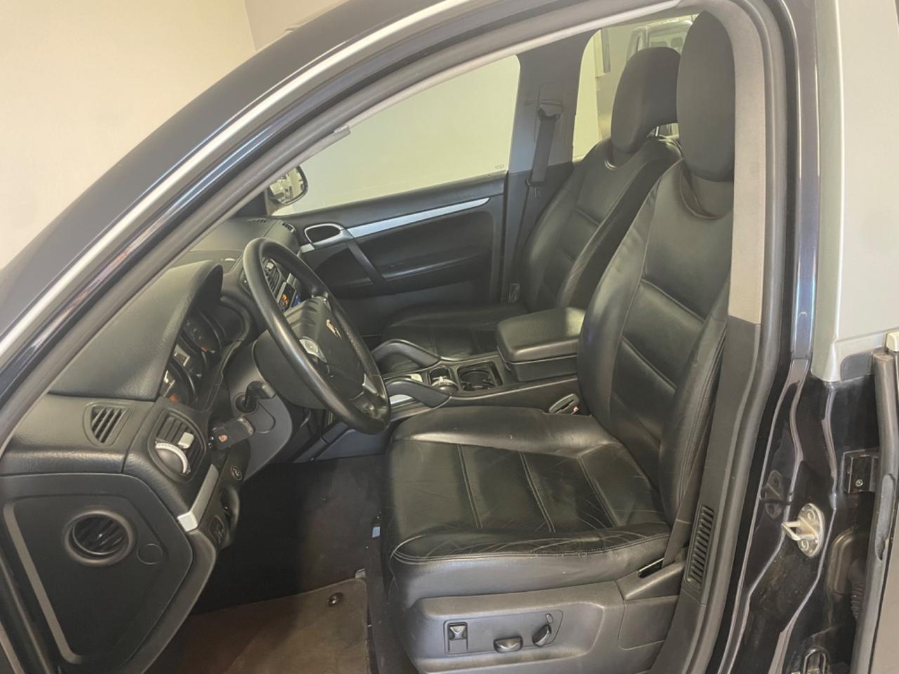 Porsche Cayenne 3.2 V6 cat GPL