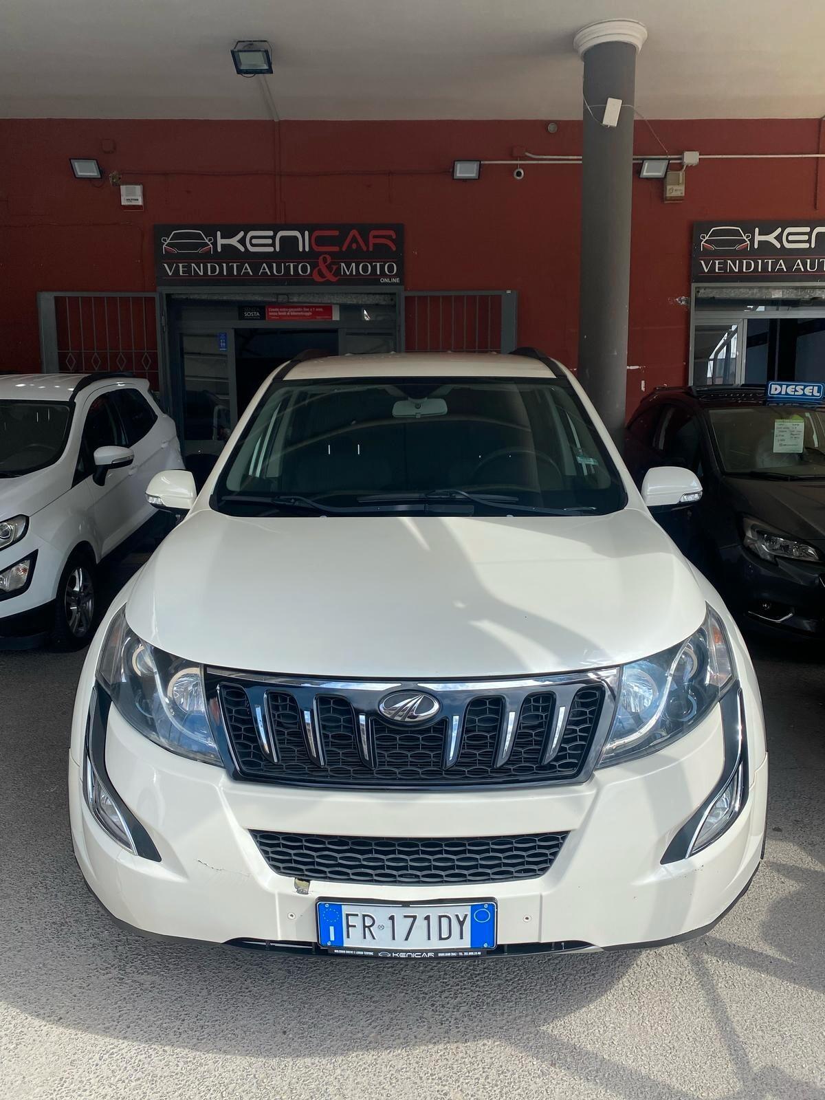 Mahindra XUV500 2.2 16V FWD W6