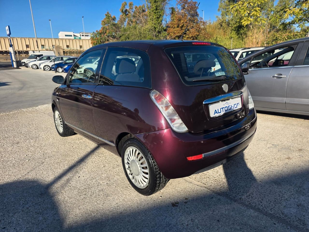 Lancia Ypsilon 1.2 Oro Giallo
