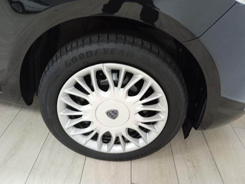 Lancia Ypsilon 3ª serie 1.2 69 CV 5 porte Silver