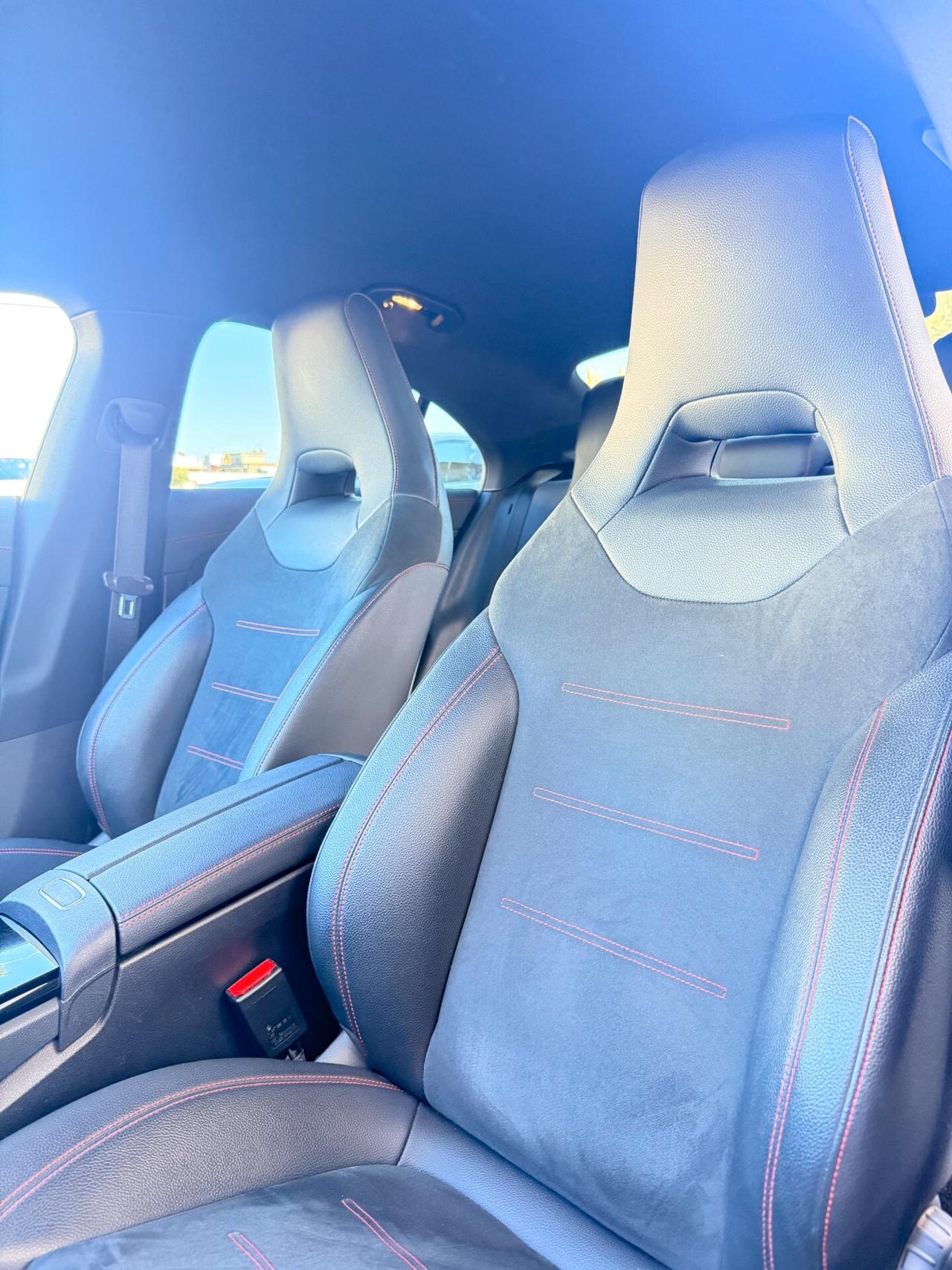 Mercedes-benz CLA 200 Coupe d 150 cv Premium auto AMG CON LUCI SOFFUSE,TELECAMERA,APPLE CARPLAY,VIRTUAL COCKPIT