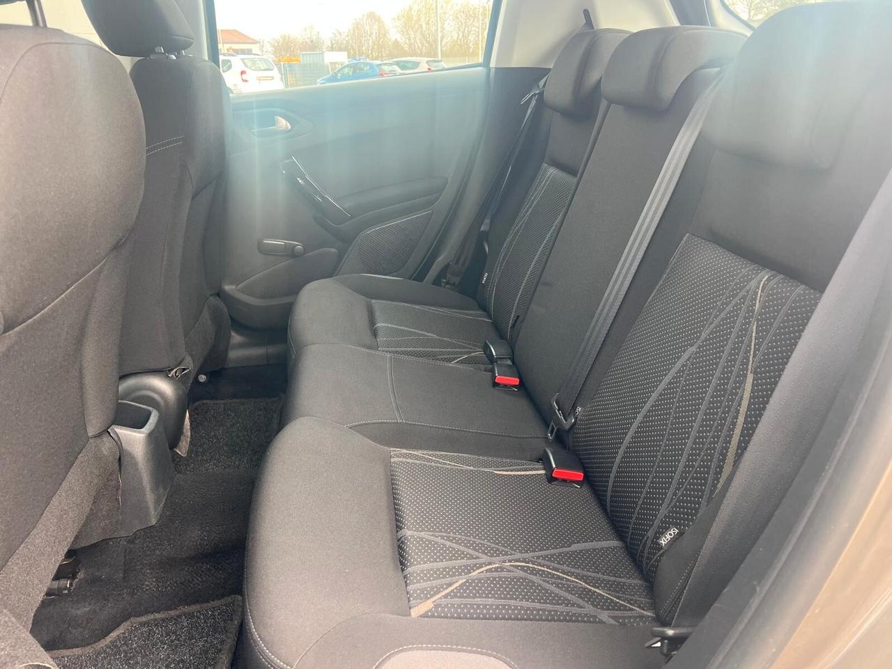 Peugeot 208 1.2 VTi 82 CV 5 porte Allure