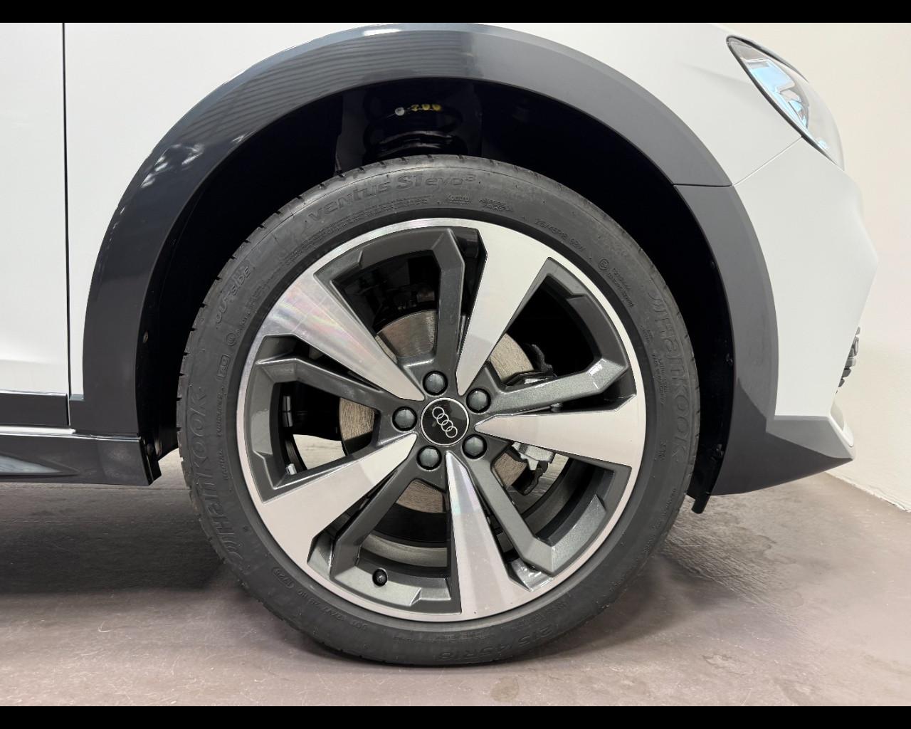 AUDI A1 ALLSTREET 30 TFSI S-TRONIC IDENTITY CONTRAST