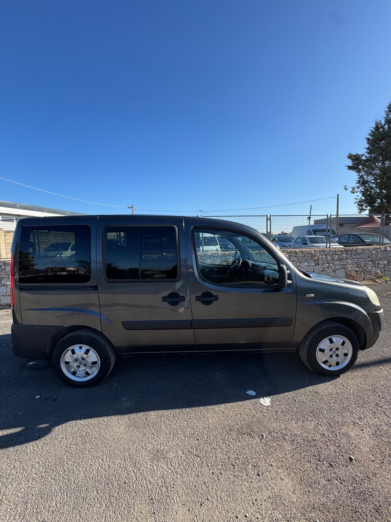 Fiat Doblo Doblò 1.6 16V Natural Power Active