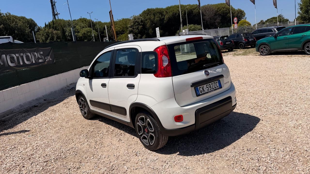 Fiat Panda Cross 1.0 FireFly S&S Hybrid