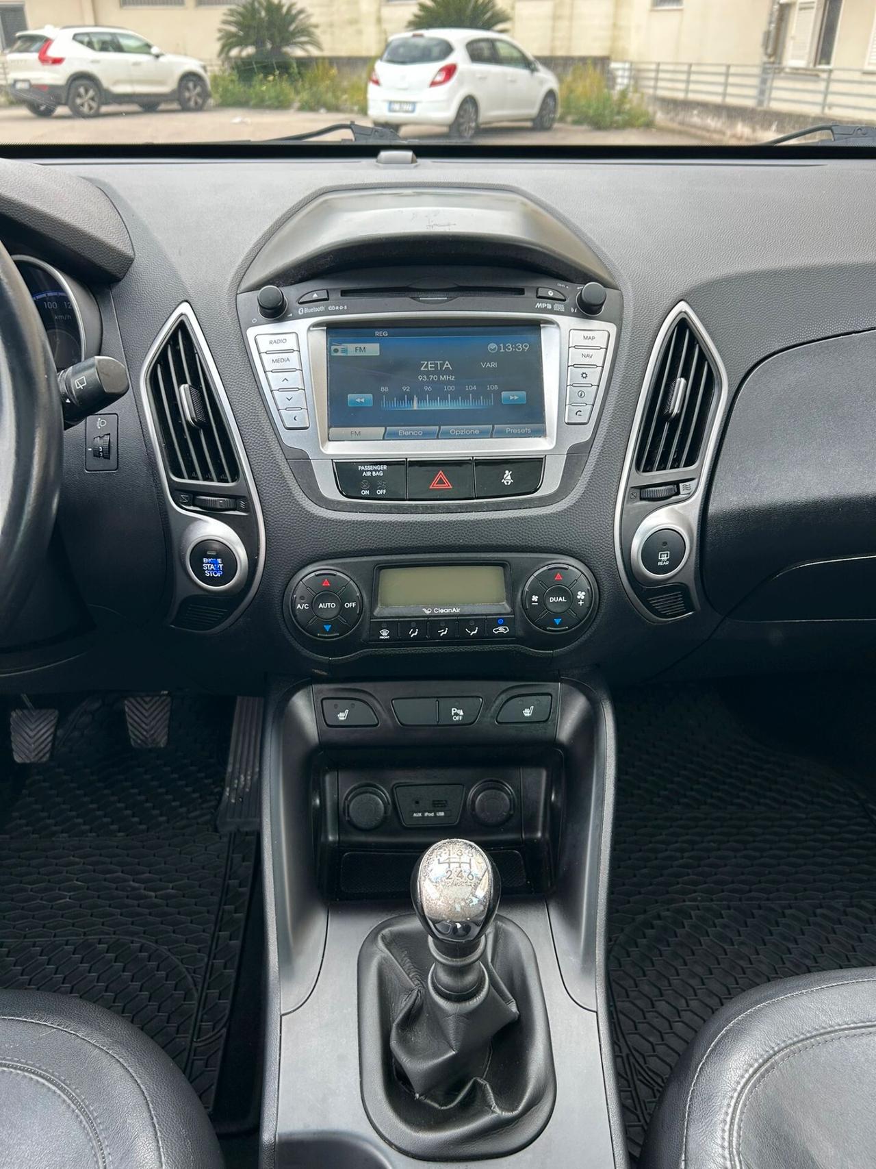 Hyundai iX35 1.7 CRDi Xpossible "TETTO"