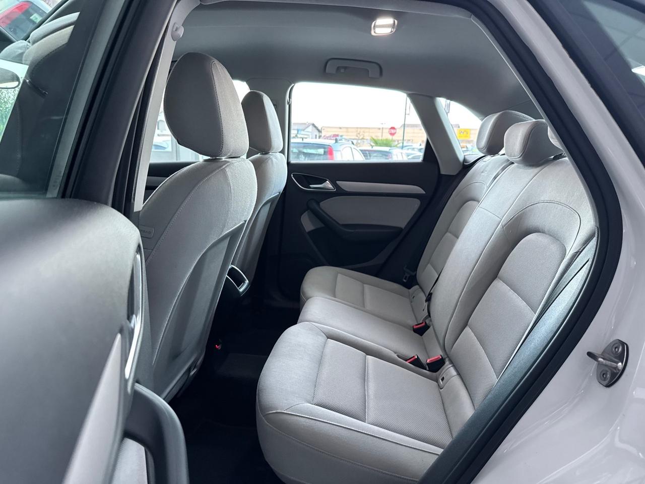 Audi Q3 2.0 TDI 140cv S-LINE LED NAVI 100.000km