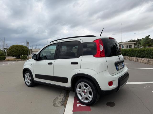 FIAT Panda 1.0 HYBRID CITY LIFE+CLIMATRONIC+SCHERMO+5POSTI