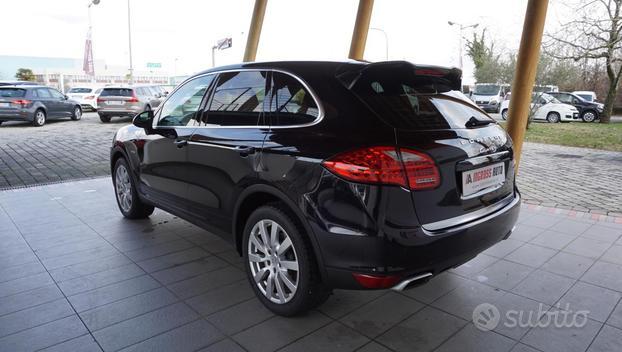PORSCHE Cayenne 3.0 Diesel 250CV Platinum Editio