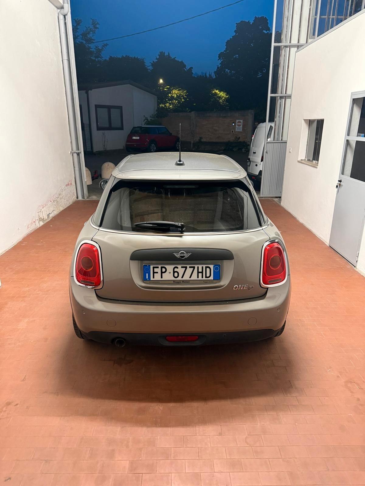 Mini Mini 1.5 Cooper D Business