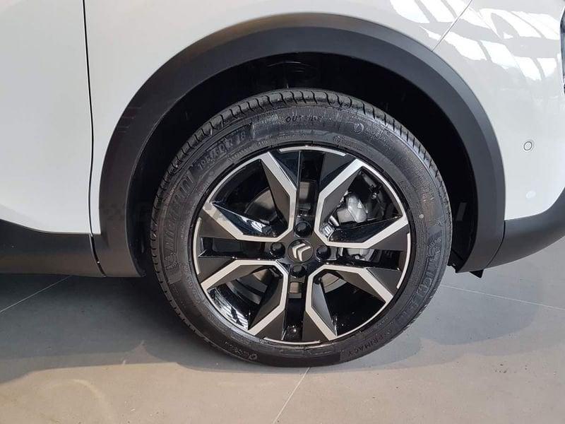 Citroën e-C4 motore elettrico 136 CV Shine