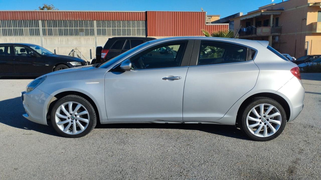 Alfa Romeo Giulietta 1.6 JTDm TCT 120 CV Sportiva