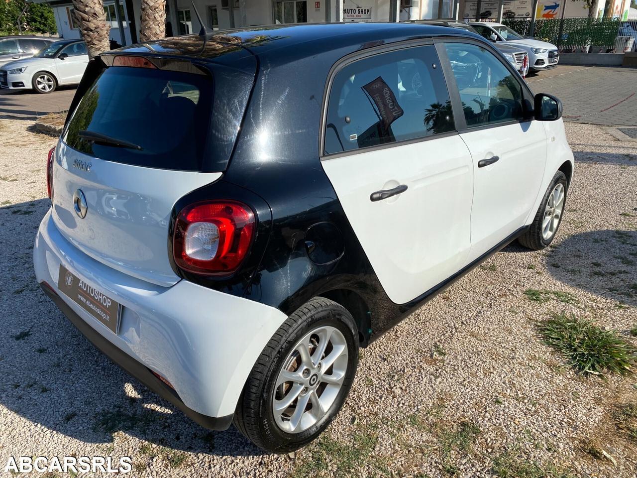 SMART - Forfour - 70 1.0 Youngster - NEOPATENTATI