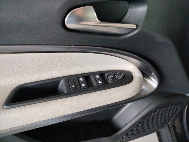 FIAT 600 Hybrid 100 CV DCT MHEV La Prima
