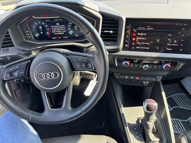 AUDI A1 allstreet 30 TFSI Identity Contrast