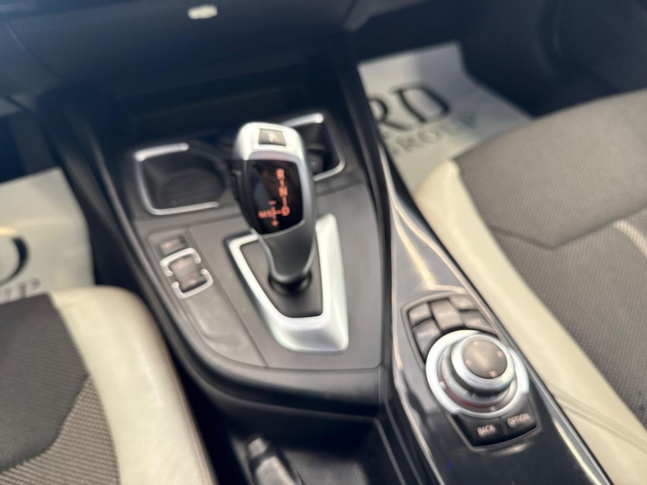 Bmw 116d Sport 3p Automatico Black Edition
