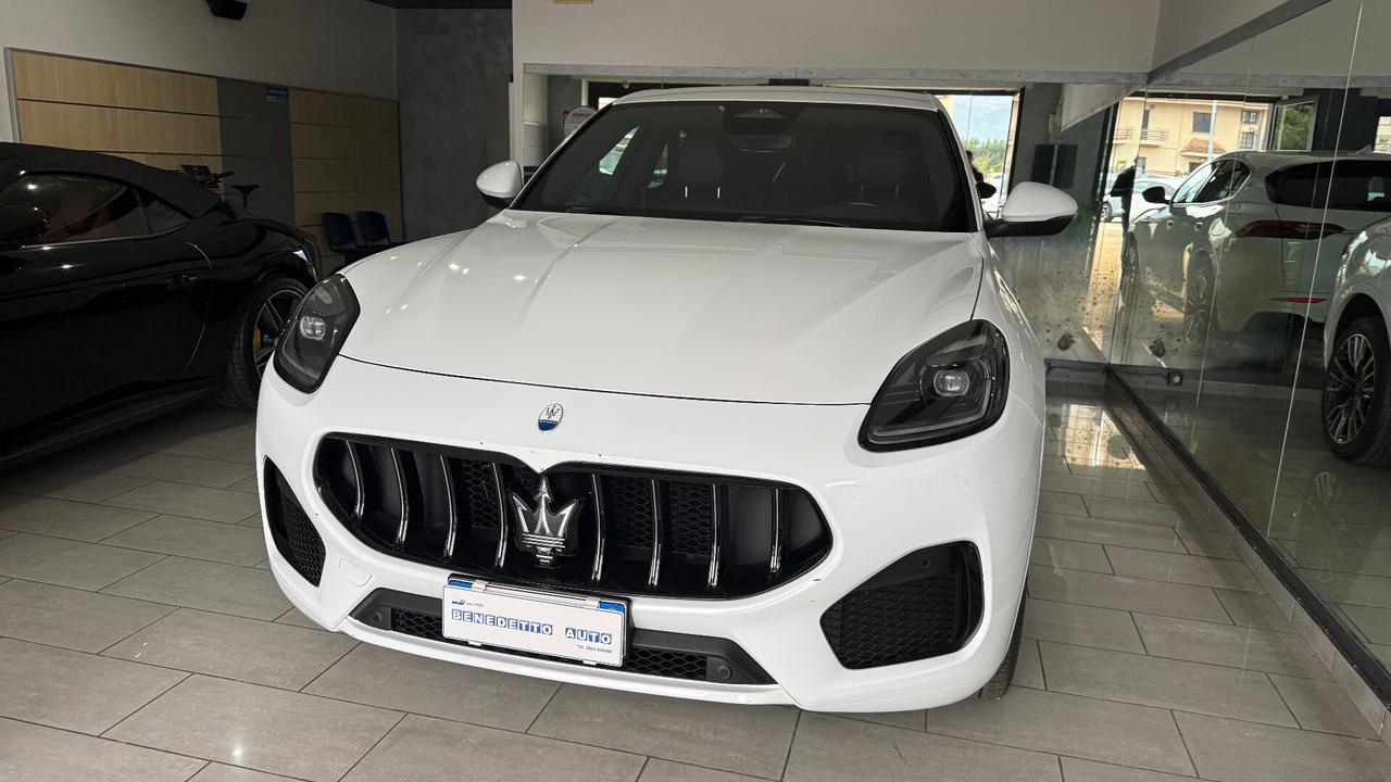 Maserati Grecale MHEV 300 CV AWD GT