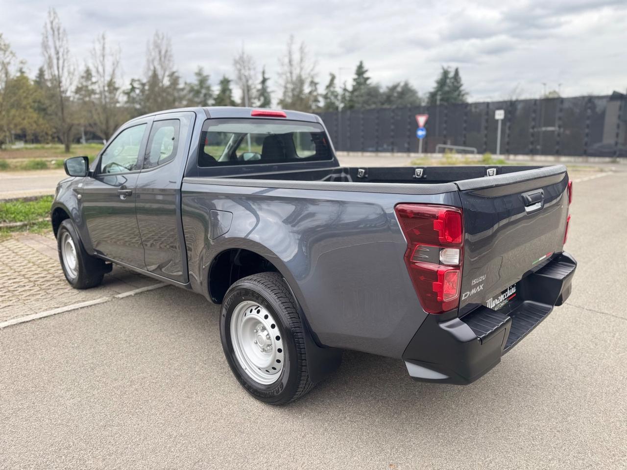 ISUZU D-MAX 1.9 4x4 2025 PREZZO + IVA