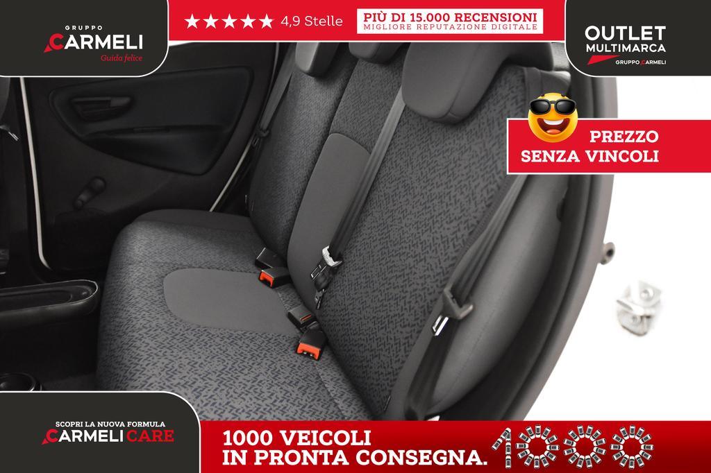 Lancia Ypsilon 1.0 FireFly Hybrid Oro