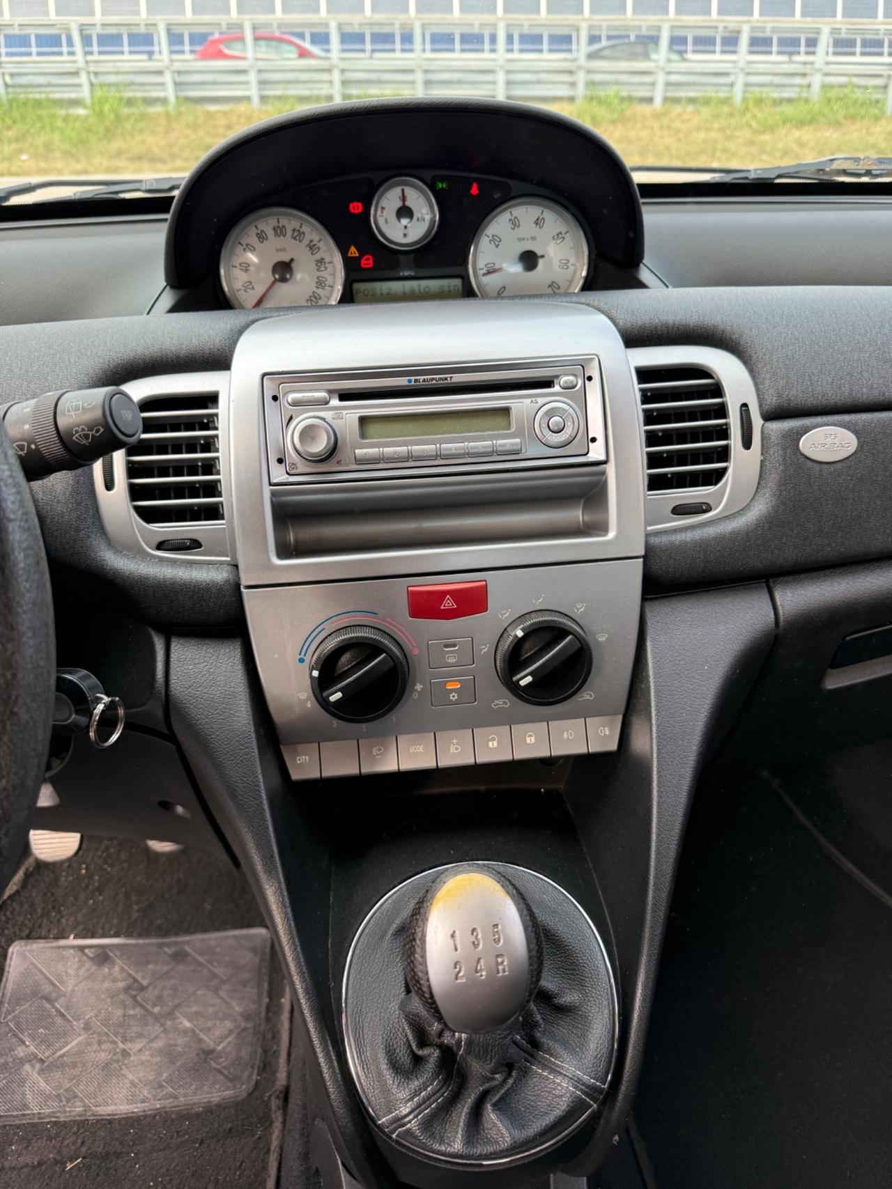 Lancia Ypsilon 1.3 MJT 16V 95 CV 5 porte S&S Platinum