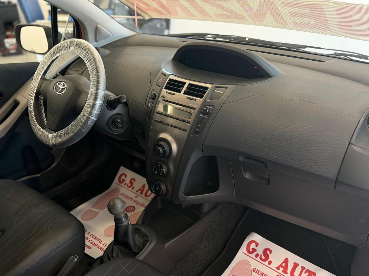 Toyota Yaris 1.0 3 porte